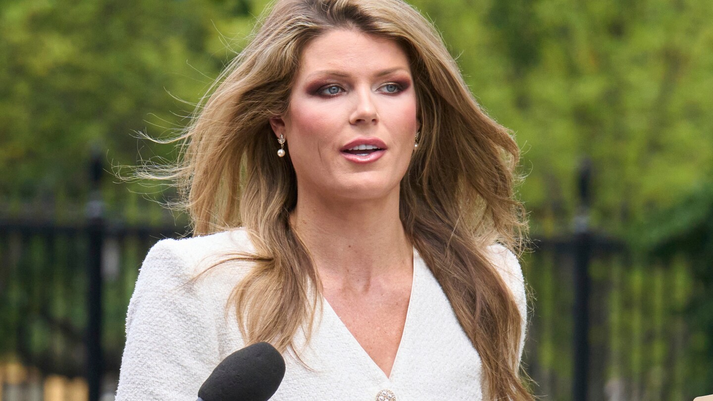 Judge hears arguments challenging Comey prosecutor's appointment