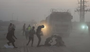 Gaza death toll tops 69,000 as Israel and militants again exchange remains