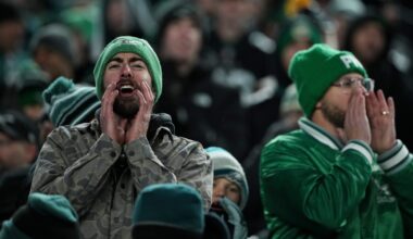 Eagles' Sirianni stands by offensive coordinator Patullo after fans chant 'Fire Kevin!'