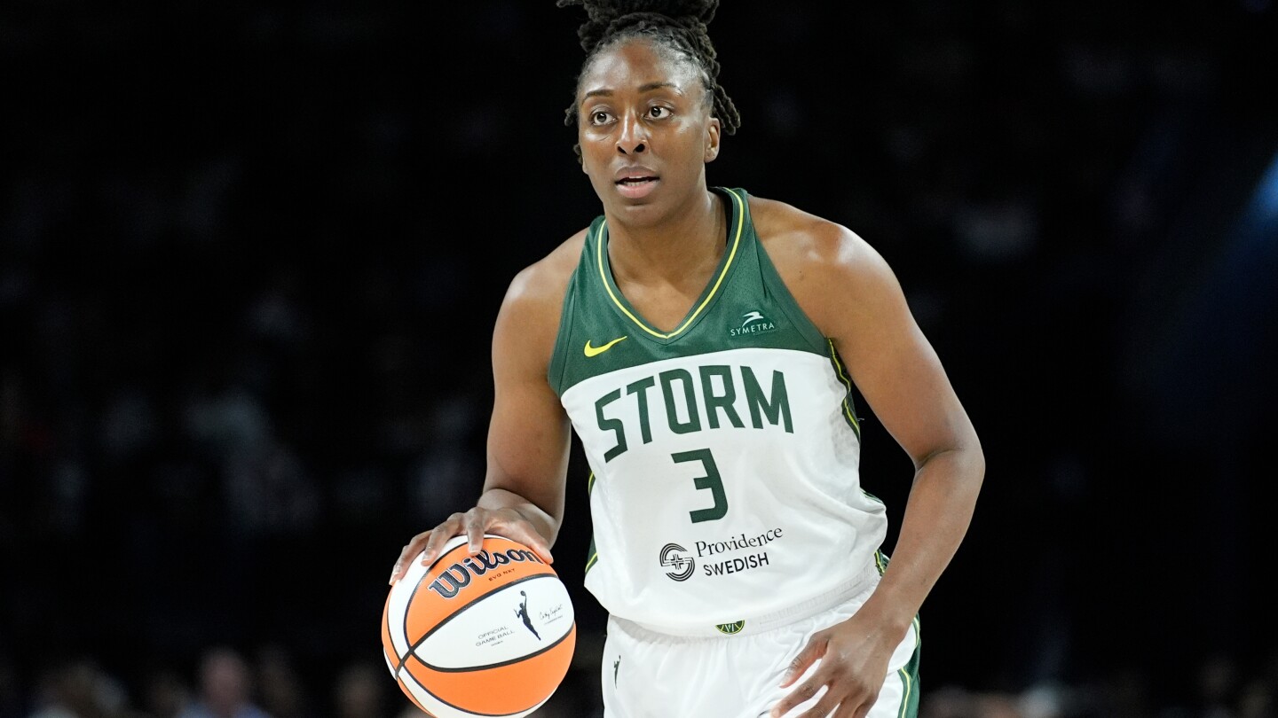 Nneka Ogwumike signs deal with new women's basketball league Project B