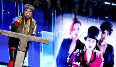 Rock & Roll Hall of Fame inductions 2025: Live updates from ceremony