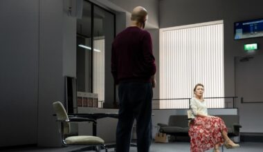'Oedipus' review: Mark Strong and Lesley Manville star on Broadway