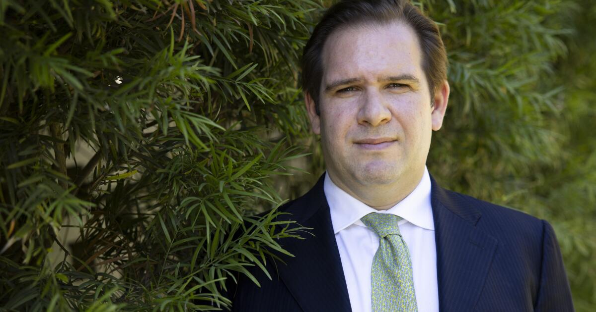 He pushed a $1-billion Hollywood studio project. Now, he wants to be L.A.'s next city controller