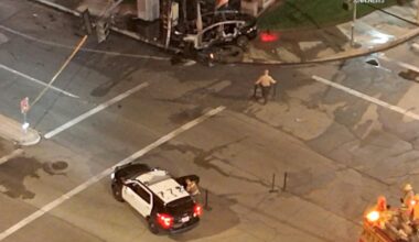 Off-duty LAPD officer killed in crash in Santa Clarita