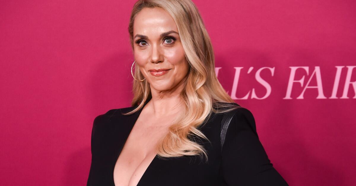 Elizabeth Berkley: 'Locked out' of acting after 'Showgirls'
