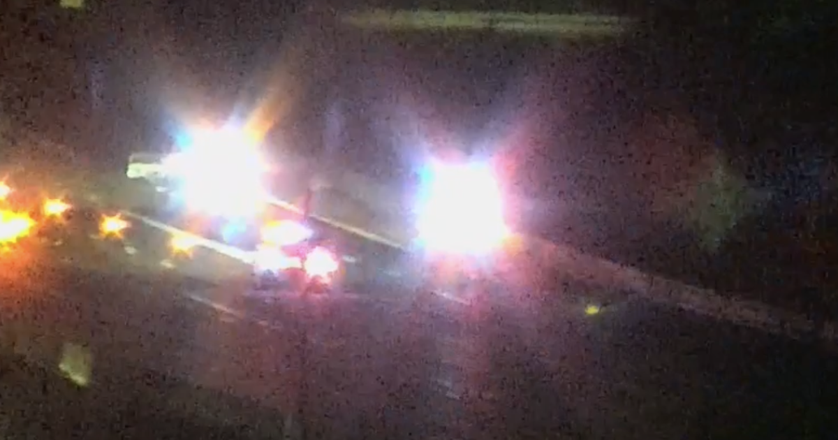 Serious crash shuts down portion of Loop 202 Red Mountain near Dobson Road