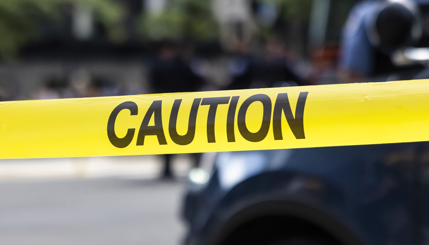 Man shot, killed in Near North Side apartment