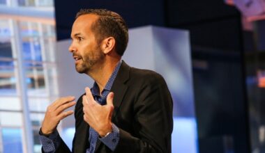 Upstart stock drops, AI model 'overreacts' to macro signals