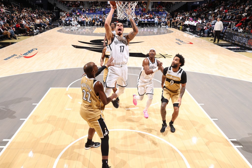Michael Porter Jr. #17 of the Brooklyn Nets drives to the basket during the game against the Washington Wizards on Nov. 16, 2025.