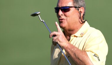 Fuzzy Zoeller, two-time major champ haunted by racist Tiger Woods joke, dies at 74