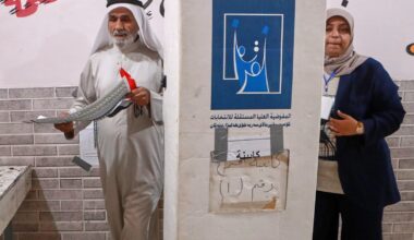 Iraqis vote in parliamentary election marked by tight security and political boycott