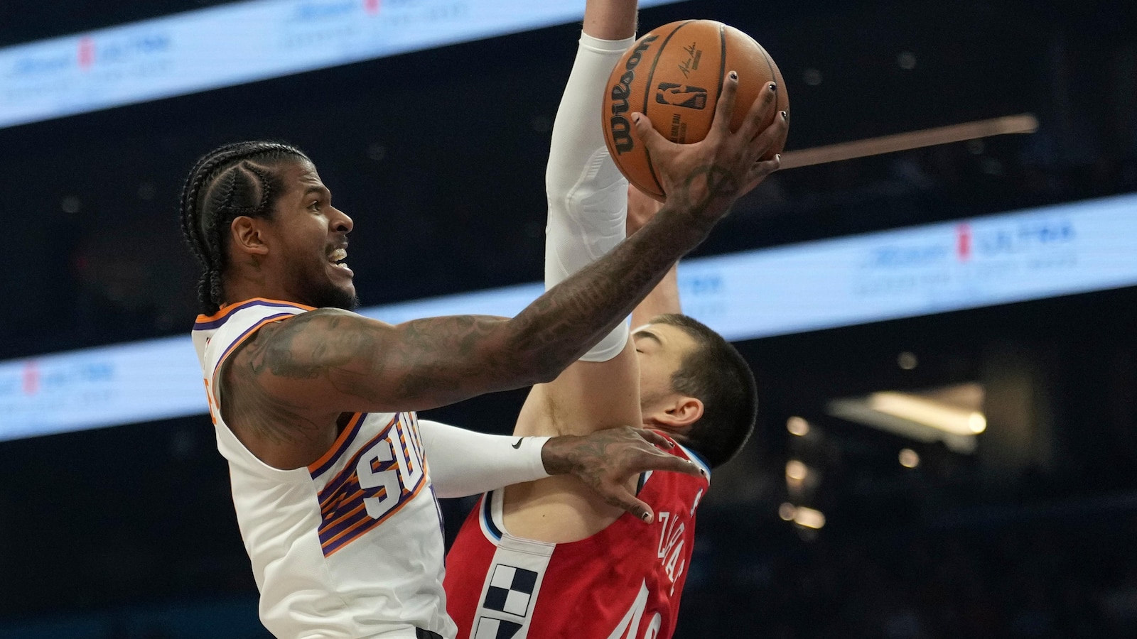 Green shines in Suns debut with 29 points, and Phoenix tops undermanned Clippers 115-102