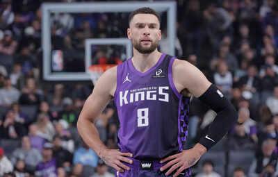 Zach LaVine trades heated words with an influencer in a viral courtside clash