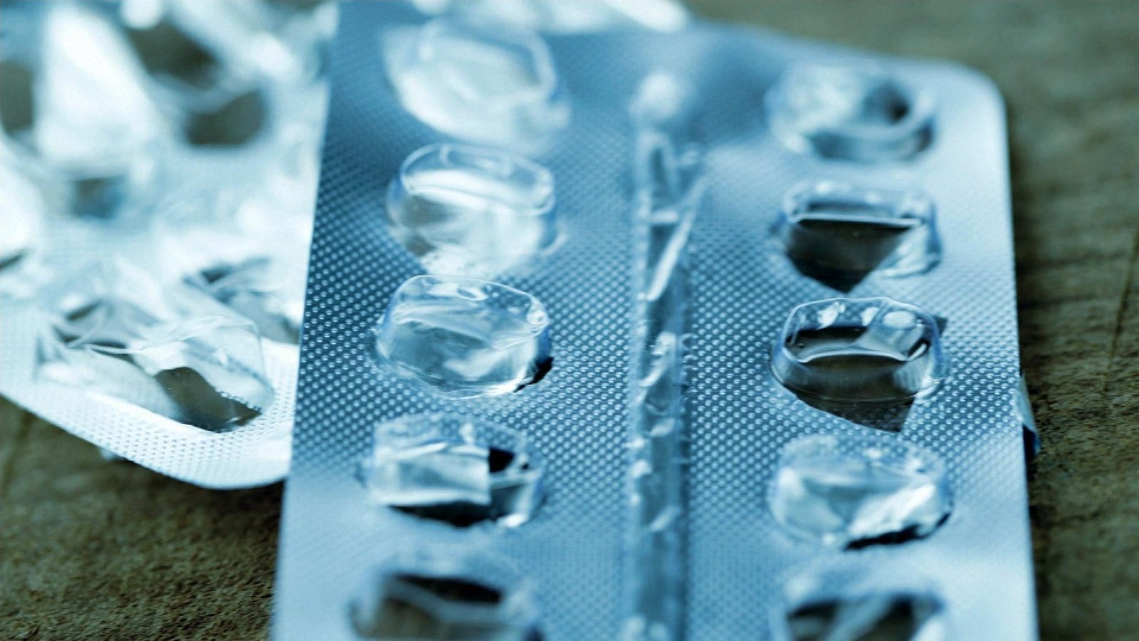 Blister pack funding cut will increase prices, Dáil hears