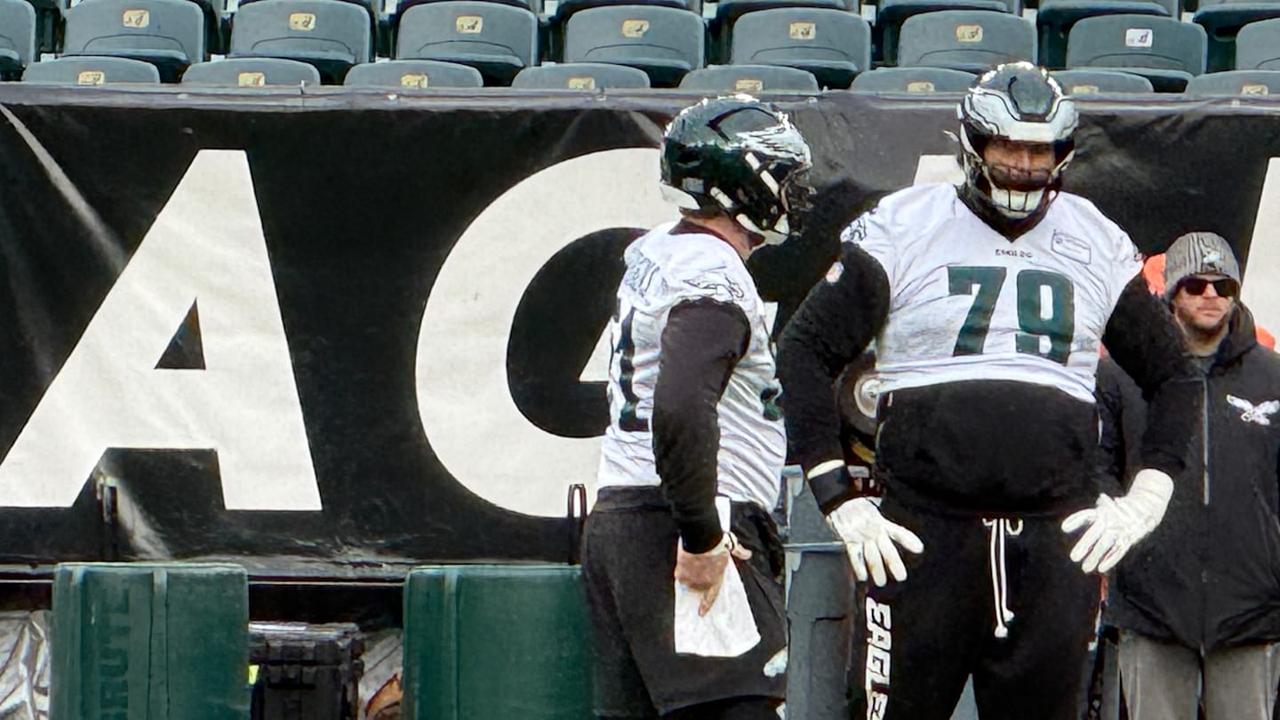 Eagles' Backup Staying Patient, Takes First-Team Practice Reps