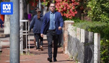 Questions raised about Gavin Morris's suitability as Yipirinya School principal after conviction