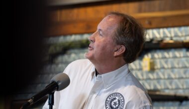 Abbott order does not apply to local CAIR chapters