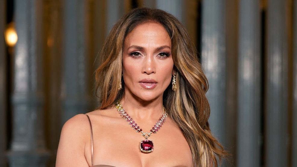 LOS ANGELES, CALIFORNIA - NOVEMBER 04: Jennifer Lopez, wearing Gucci, attends the 2023 LACMA Art+Film Gala, Presented By Gucci at Los Angeles County Museum of Art on November 04, 2023 in Los Angeles, California. (Photo by Presley Ann/Getty Images for LACMA)