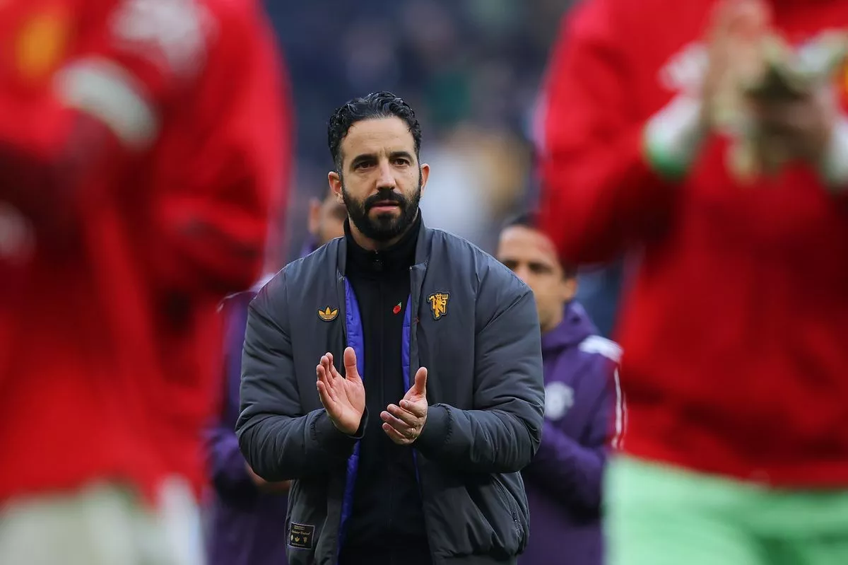 LONDON, ENGLAND - NOVEMBER 08: Ruben Amorim, head coach of Manchester United,  during the Premier League match between Tottenham Hotspur and Manchester United at Tottenham Hotspur Stadium on November 08, 2025 in London, England. (Photo by James Gill - Danehouse/Getty Images)
