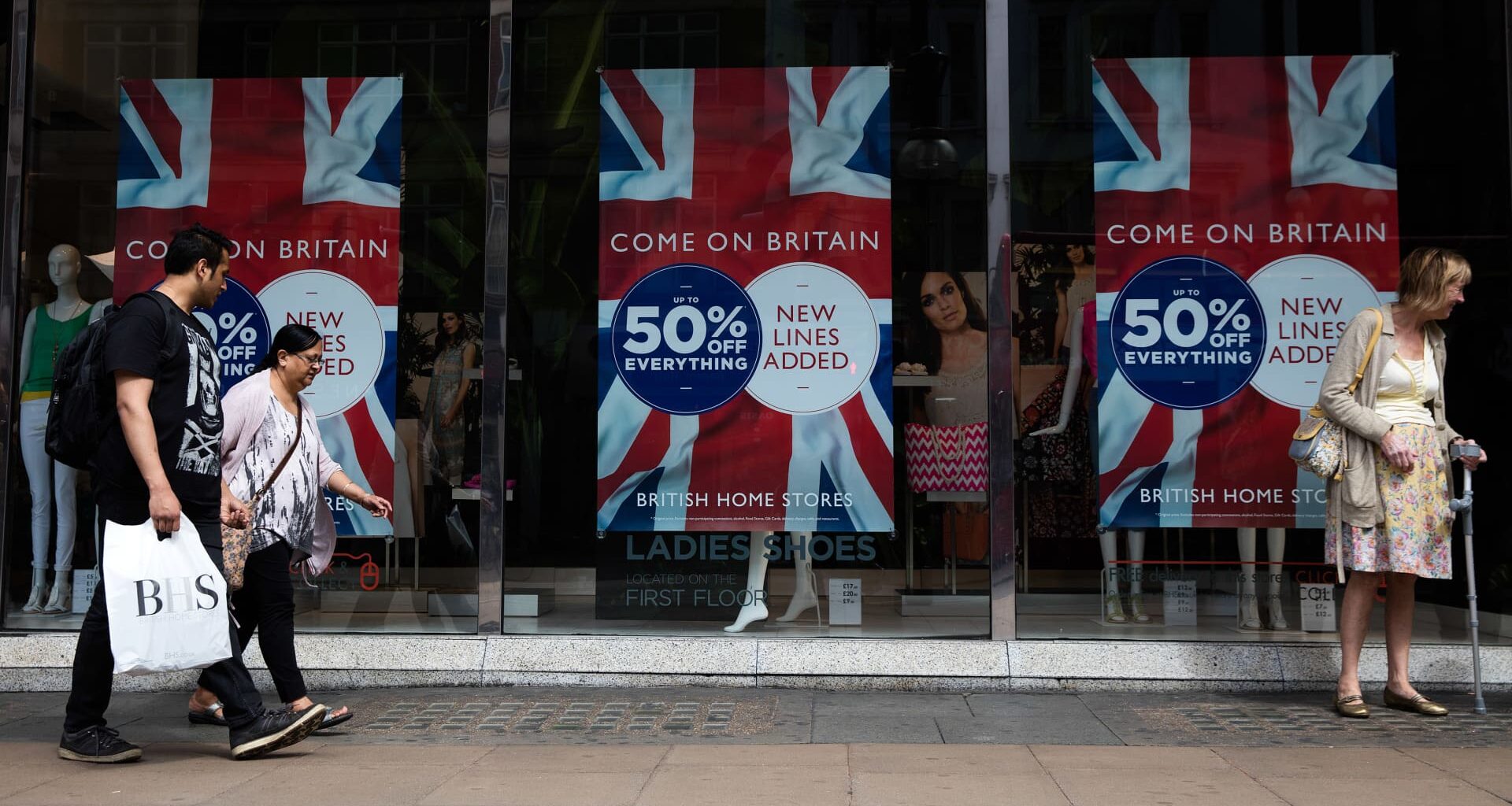 UK economy unexpectedly shrunk before Budget