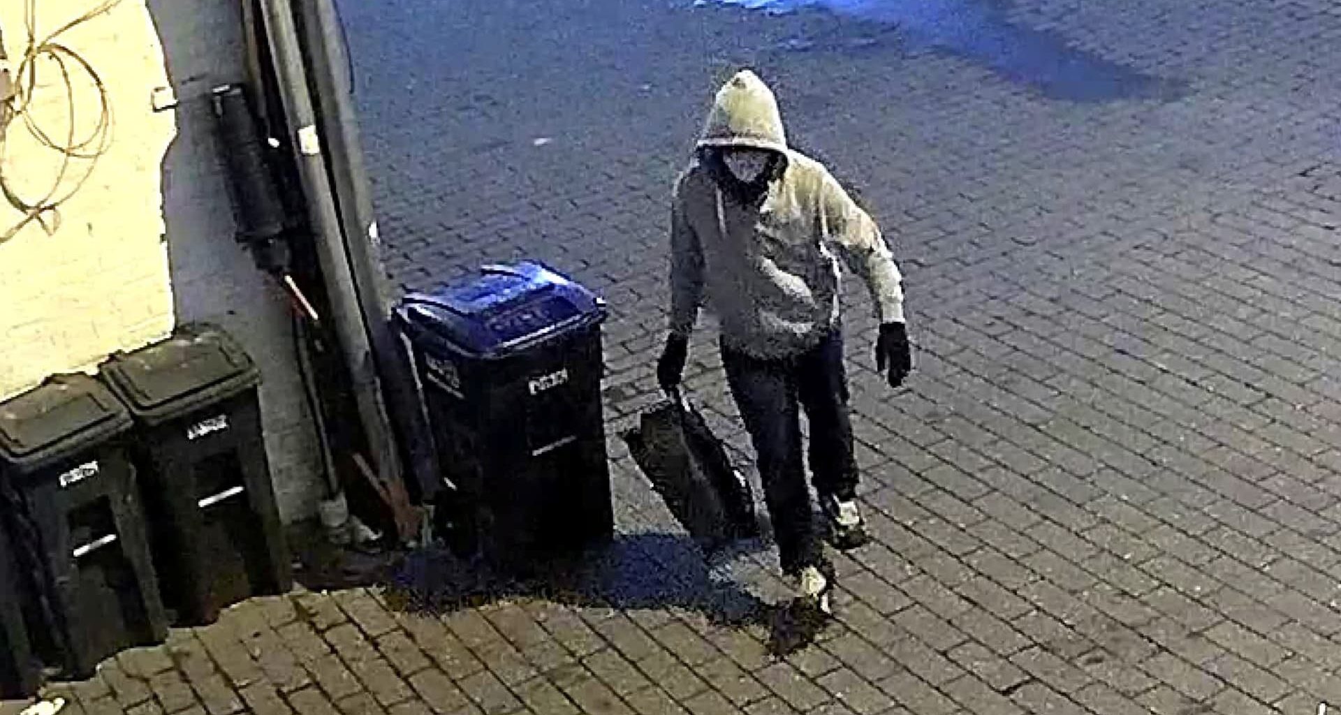 FBI arrests suspect in Jan. 6 pipe bomb case: MS NOW