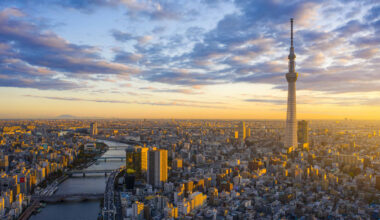 Asia-Pacific markets mostly fall on penultimate day of the year