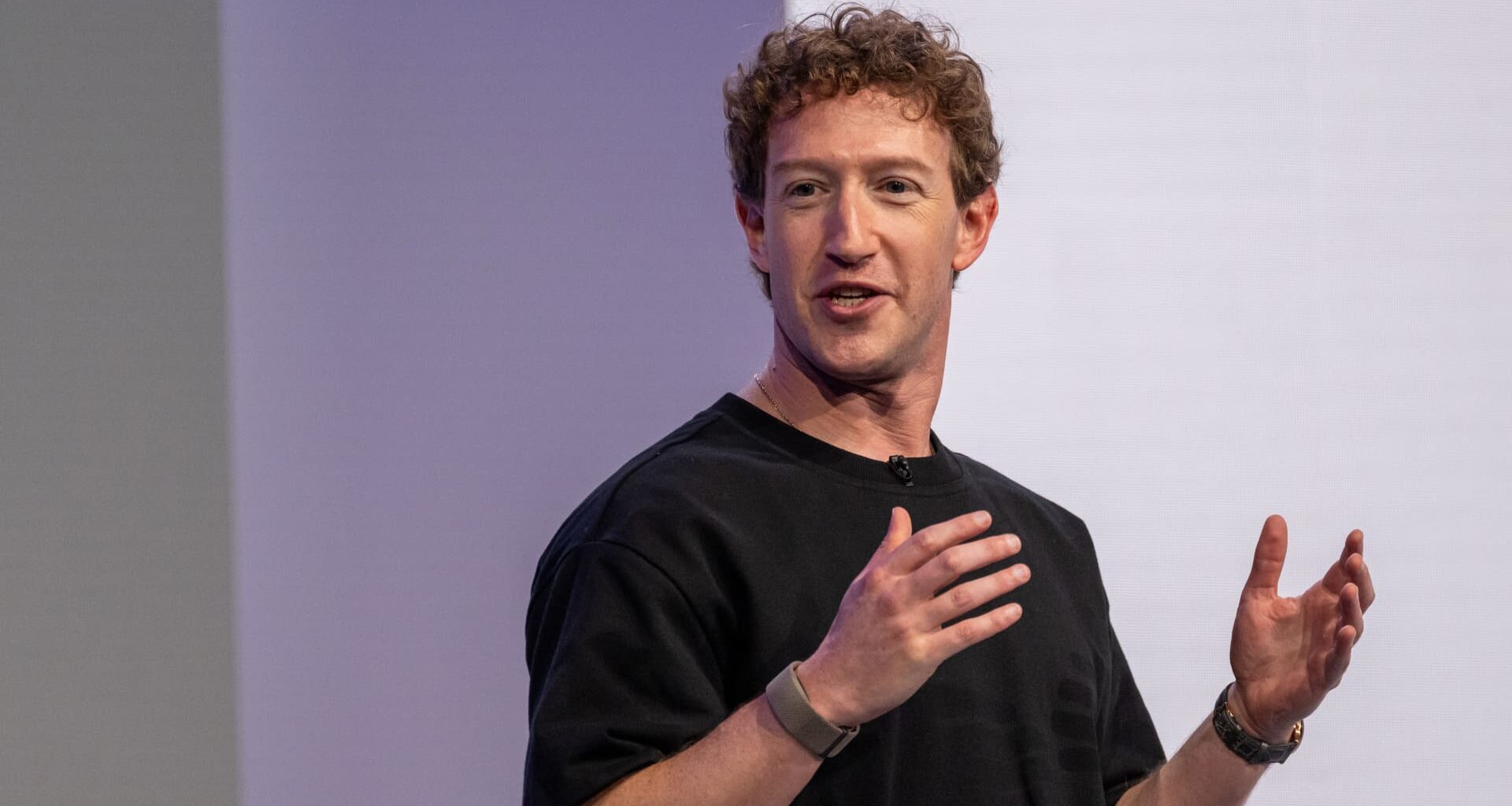 Stocks making the biggest moves premarket: APLD, META, BA