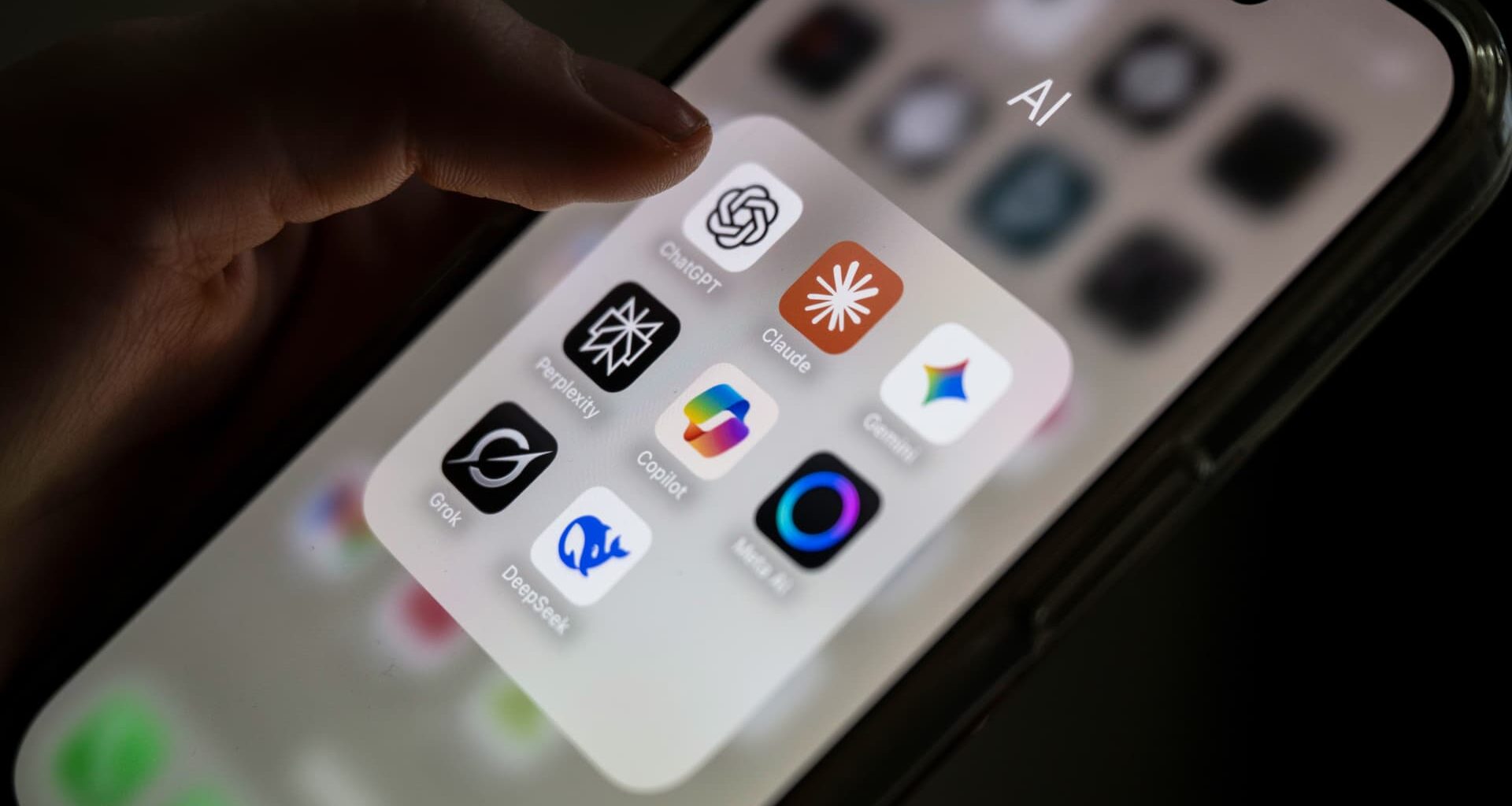 AI spending is expected to stay strong in 2026. Barclays thinks these stocks will benefit