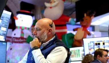 Stock market today: Live updates