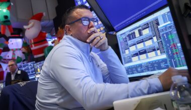 Jim Cramer's top 10 things to watch in the stock market Tuesday