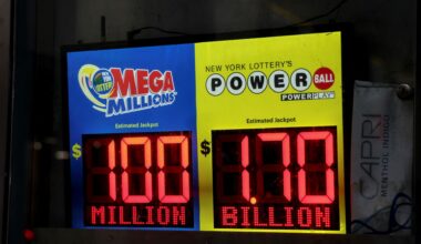 Arkansas ticket scoops $1.8 billion in Christmas Powerball jackpot