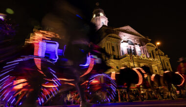 Fort Worth families brave cold as twinkling parade warms up downtown scene