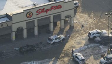 Man shot at ShopRite in South Philadelphia, police say