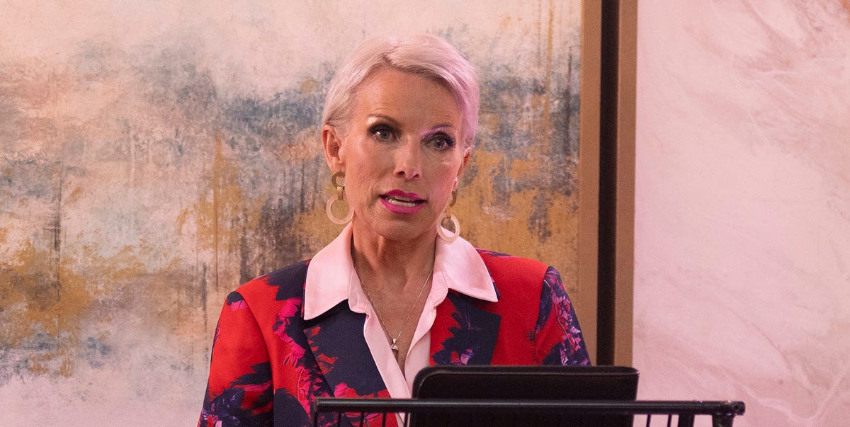 Coronation Street airs secret Emmerdale shout-out in crossover chaos