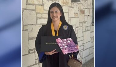 College student deported while trying to fly home to Texas for Thanksgiving