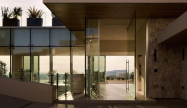 A Freshly Renovated $22.5 Million Nest Settles Into The Hills Of Los Angeles