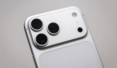 Apple’s iPhone 18 Could Have A Huge New Battery