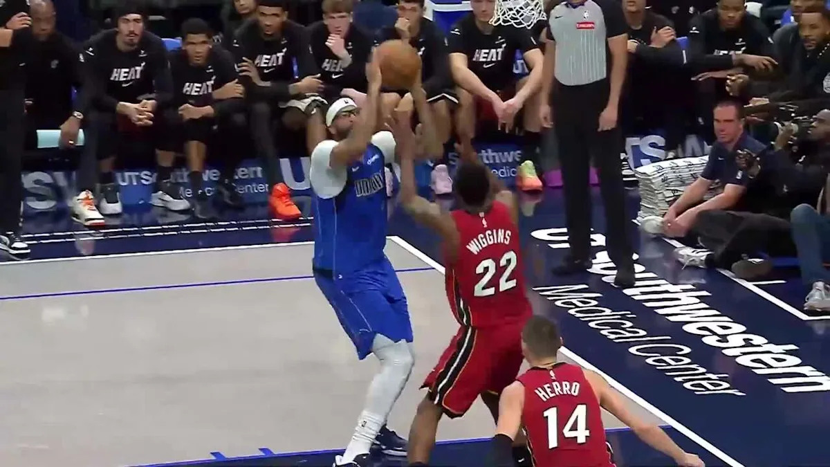 Dallas Mavericks vs. Milwaukee Bucks - Game Highlights