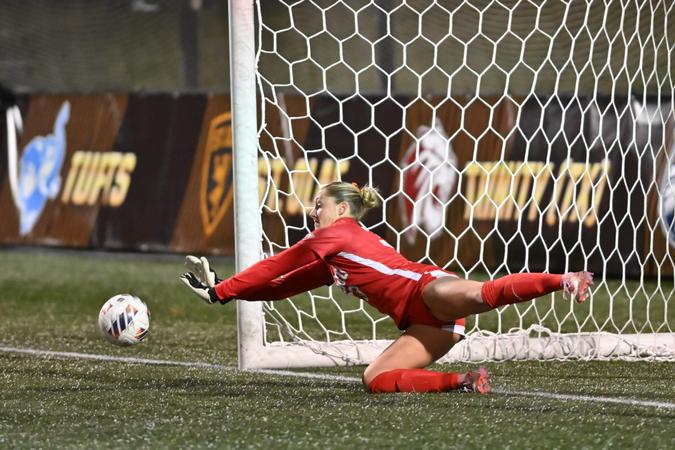 No. 1 WashU Women's Soccer Advances to National Championship Game; Downs No. 4 Chicago 10-9 in PKs