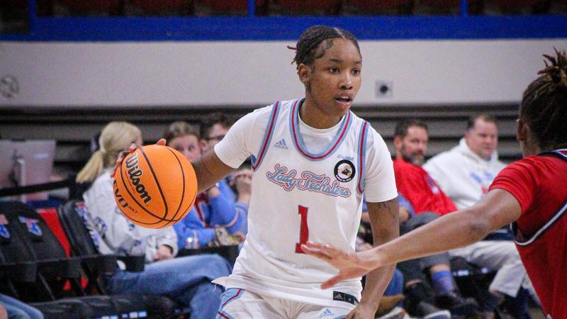 Marshall's Late Free Throws Seal Win Against Jaguars