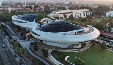 Lucas Museum Chief Curator Out, and More: Morning Links