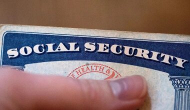 How much do Social Security beneficiaries get paid on Wednesday, December 10, 2025? Maximum and average deposit - MARCA