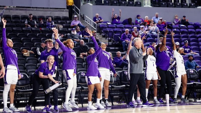 Tarleton State Women’s Basketball clinches third straight win, defeats TAMU-San Antonio