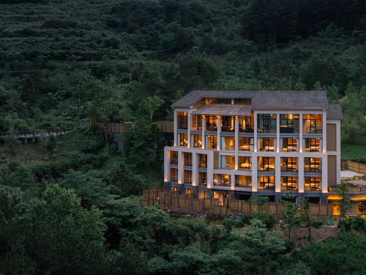 Clouhaus Hotel / RooMoo Design Studio - Exterior Photography, Balcony