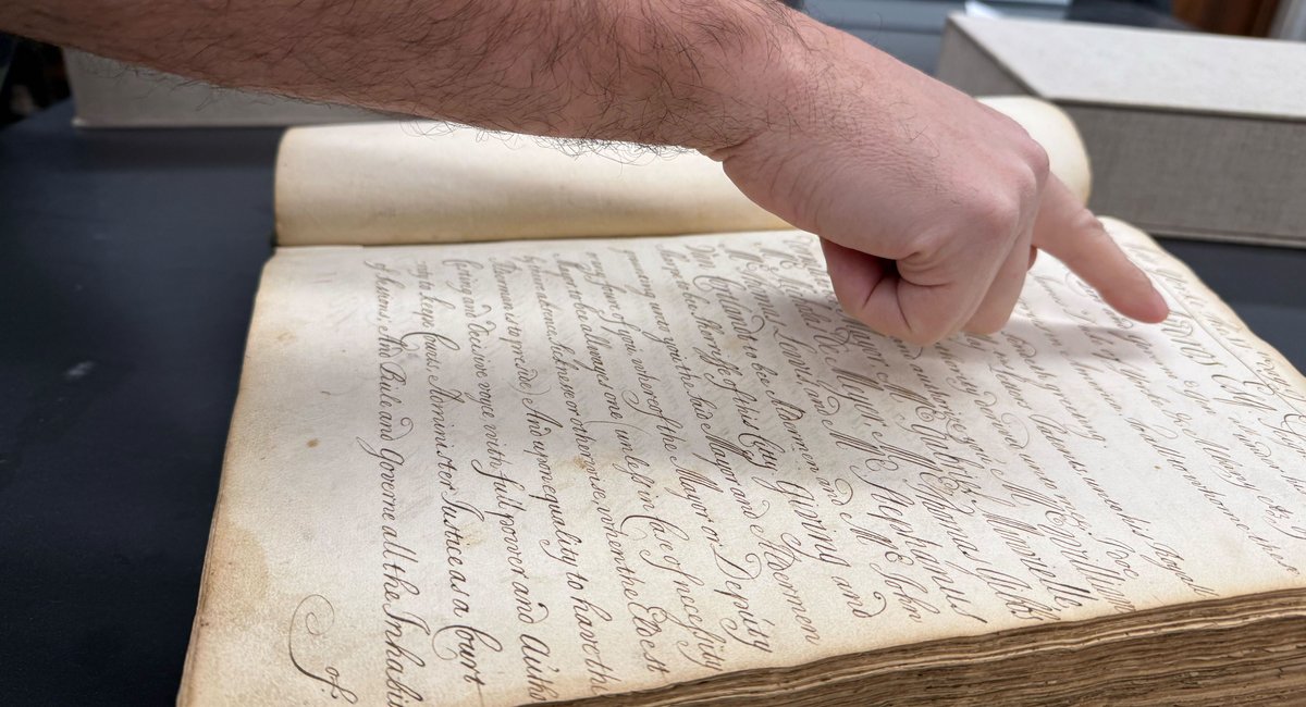 Miscount of NYC mayors spans centuries, archive search confirms