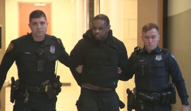 Serial robber with at least 10 warrants arrested for jewelry theft, SAPD says