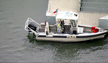 Divers search for missing kayaker's body in Marine Creek Lake