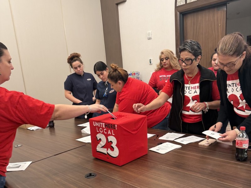 Unionized San Antonio hotel workers to get $20 hourly minimum wage