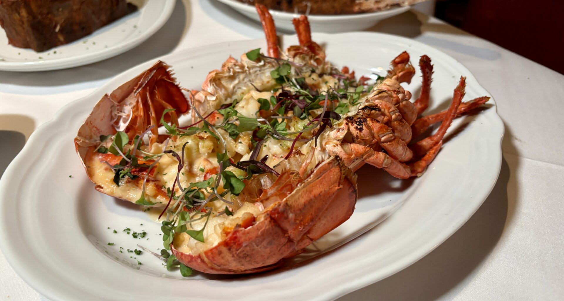 Durant's is open. Take a look inside the iconic Phoenix steakhouse