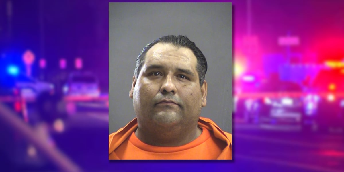 Man sentenced to 20 years for shooting at his mother, Phoenix police officers